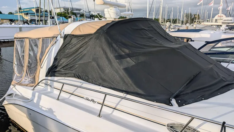 2000 Sea Ray 380 Sundancer