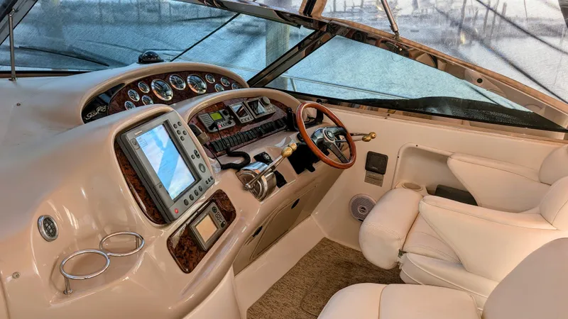 2000 Sea Ray 380 Sundancer