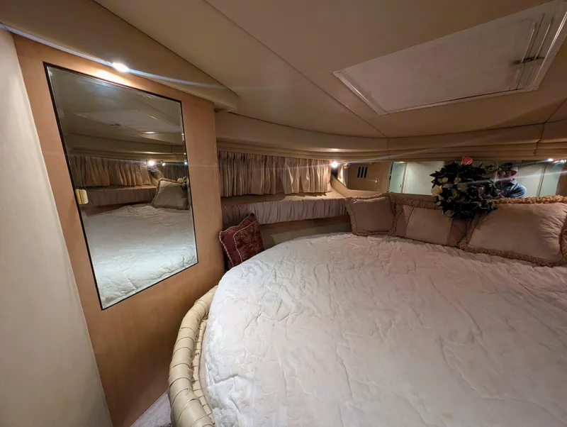 2000 Sea Ray 380 Sundancer