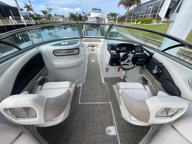 2017 Crownline Eclipse E6 XS