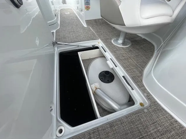 2017 Crownline Eclipse E6 XS