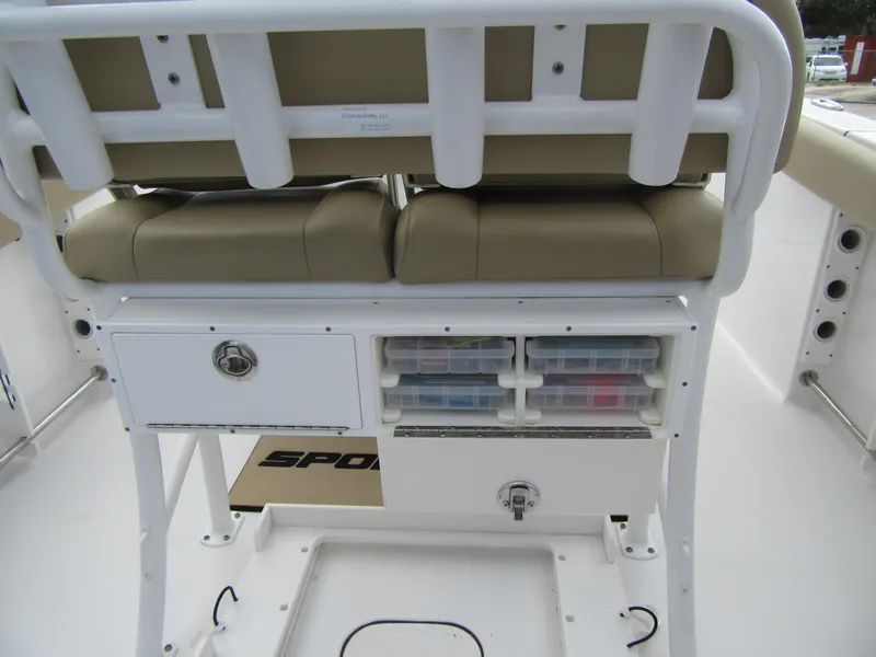 2017 Sportsman Open 232 Center Console