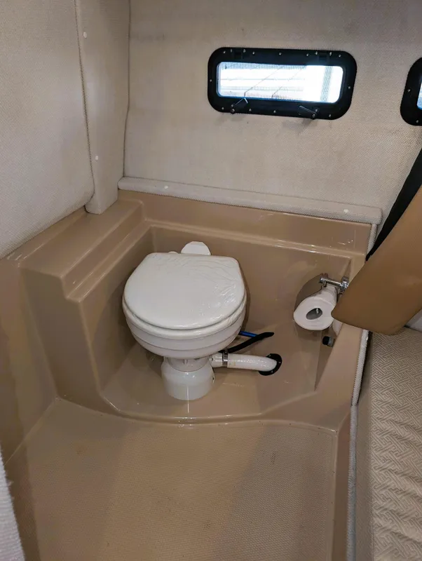 2018 Ranger Tugs R-31 CB