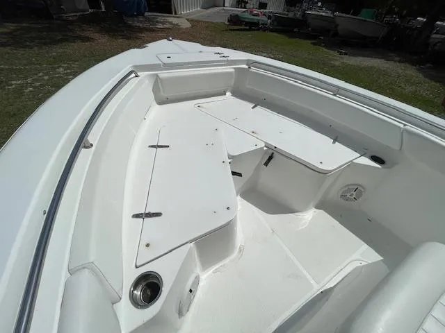 2013 Sea Hunt Triton 225