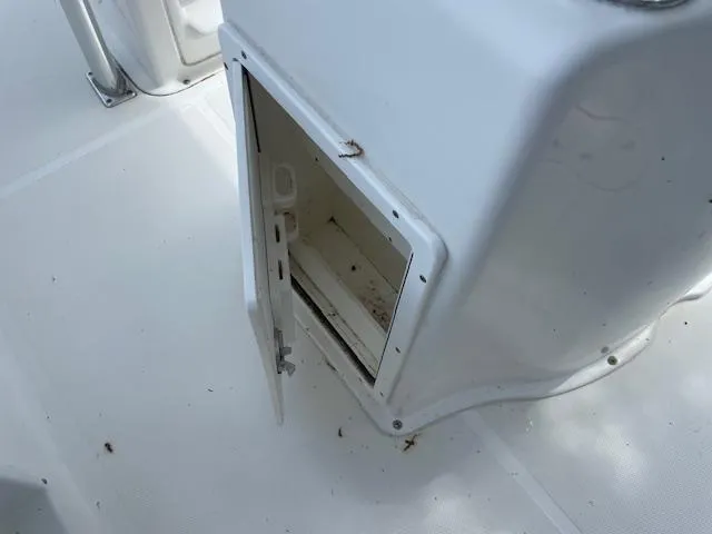 2013 Sea Hunt Triton 225
