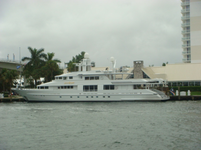 143 Van Mill — Starship