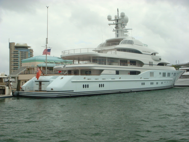 257′ Lurssen — Mad Summer
