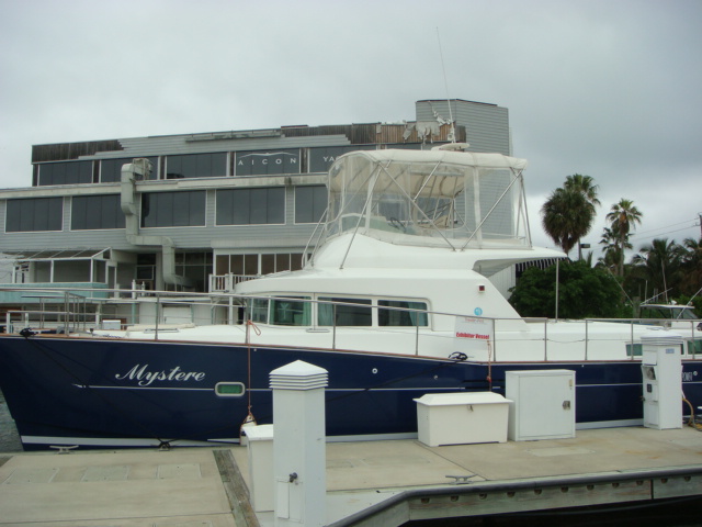 44 Beneteau Power Cat Lagoon