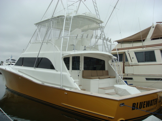 65 American Custom Yachts — Bluewater CAT