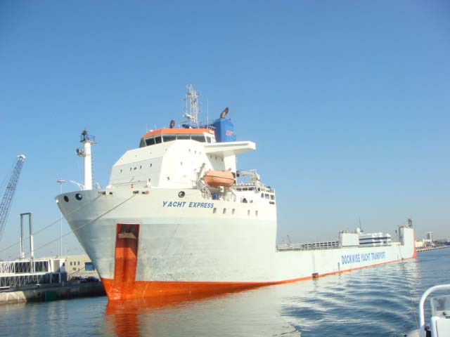 Dockwise Yacht Transport — Yacht Express