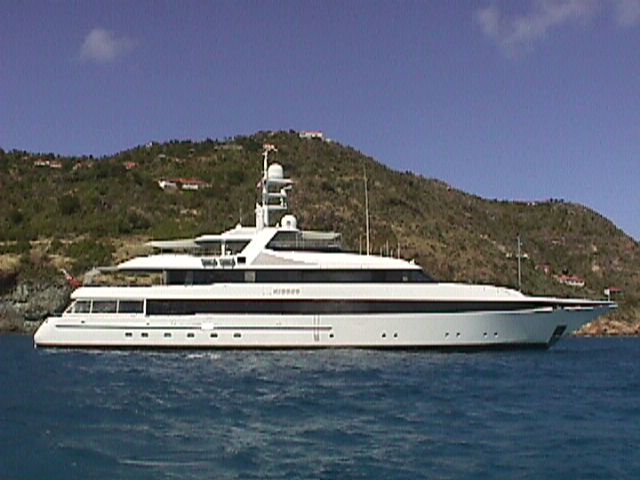 Kisses — 175′ FEADSHIP KISSES off St. Barts