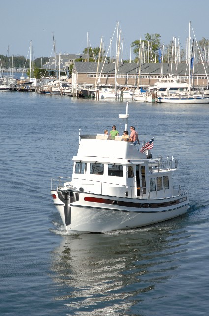 Peaceful Too — 42′ NORDIC TUG PEACEFUL TOO underway